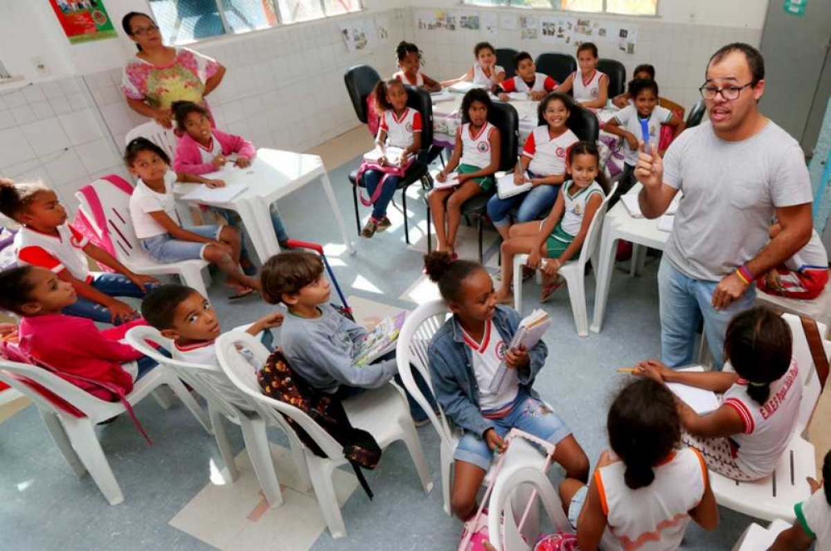 Juiz suspende PSS de assistentes de alfabetização (Foto: Sérgio Silva/PMA)