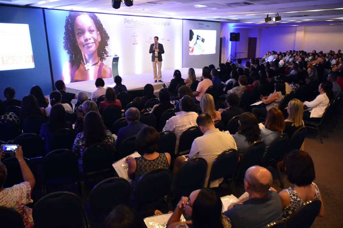 Governo de Sergipe e Fundação Telefônica Vivo anunciarão a expansão do projeto Aula Digital (Foto: Seed/SE)