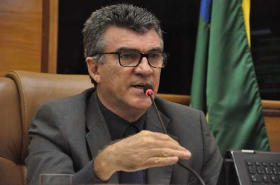 Garibalde Mendonça reivindica recuperação de estradas e de ginásio de esportes em São Cristóvão (Foto: Jadilson Simões/ Agência Alese)