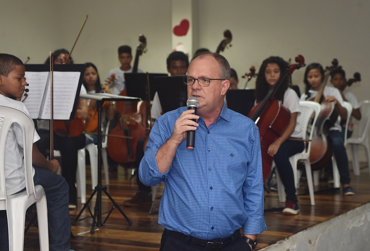 "�? preciso fazer com que esse trabalho perdure, aconteça e cresça", diz governador de Sergipe sobre a Orquestra Jovem de Sergipe (Foto: ASN)