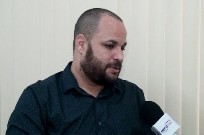 Psicólogo ajuda a explicar o assunto (Foto: Portal Infonet) 