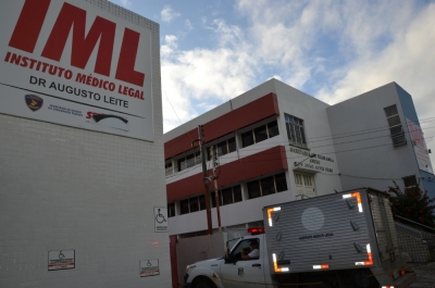 Corpos das vítimas ainda estão no IML (Foto: Arquivo Portal Infonet)