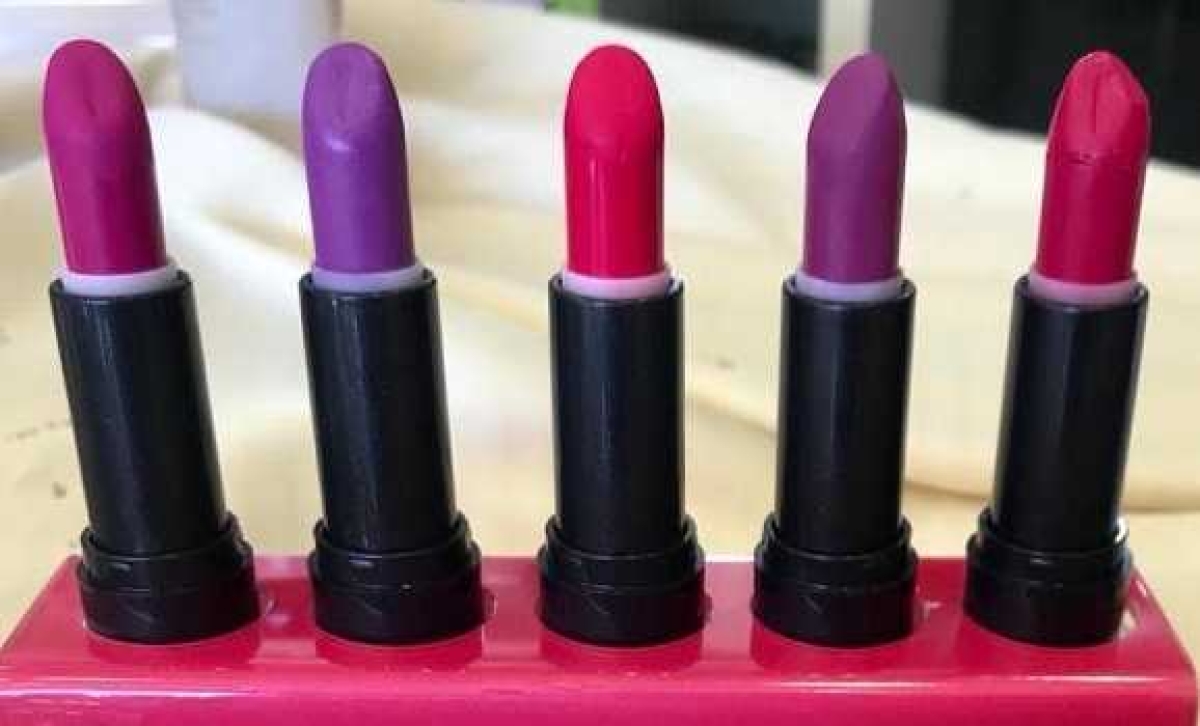 O Boticário lança batons com cores cocriadas com Anitta (Foto: Divulgação)