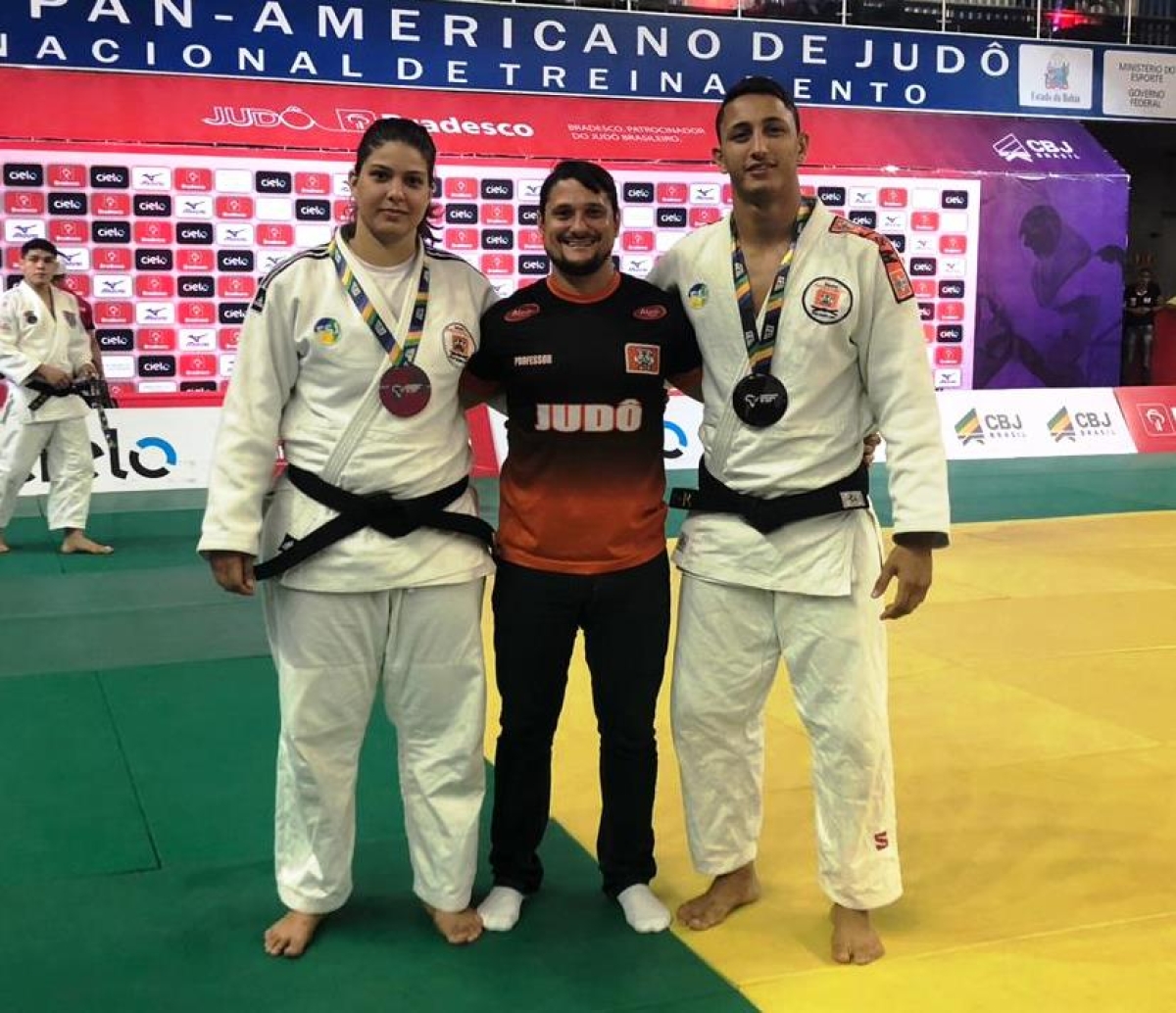 Istelina Silva, o técnico Euder Lima e Edu Paiva (Foto: Divulgação)