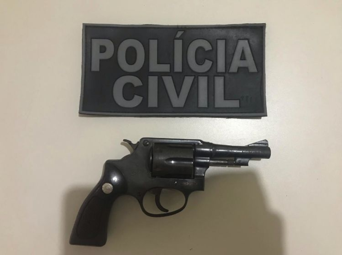 Polícia Civil de Umbaúba soluciona homicídio e prende autor do crime em flagrante por porte ilegal de arma de fogo (Foto: SSP/SE)
