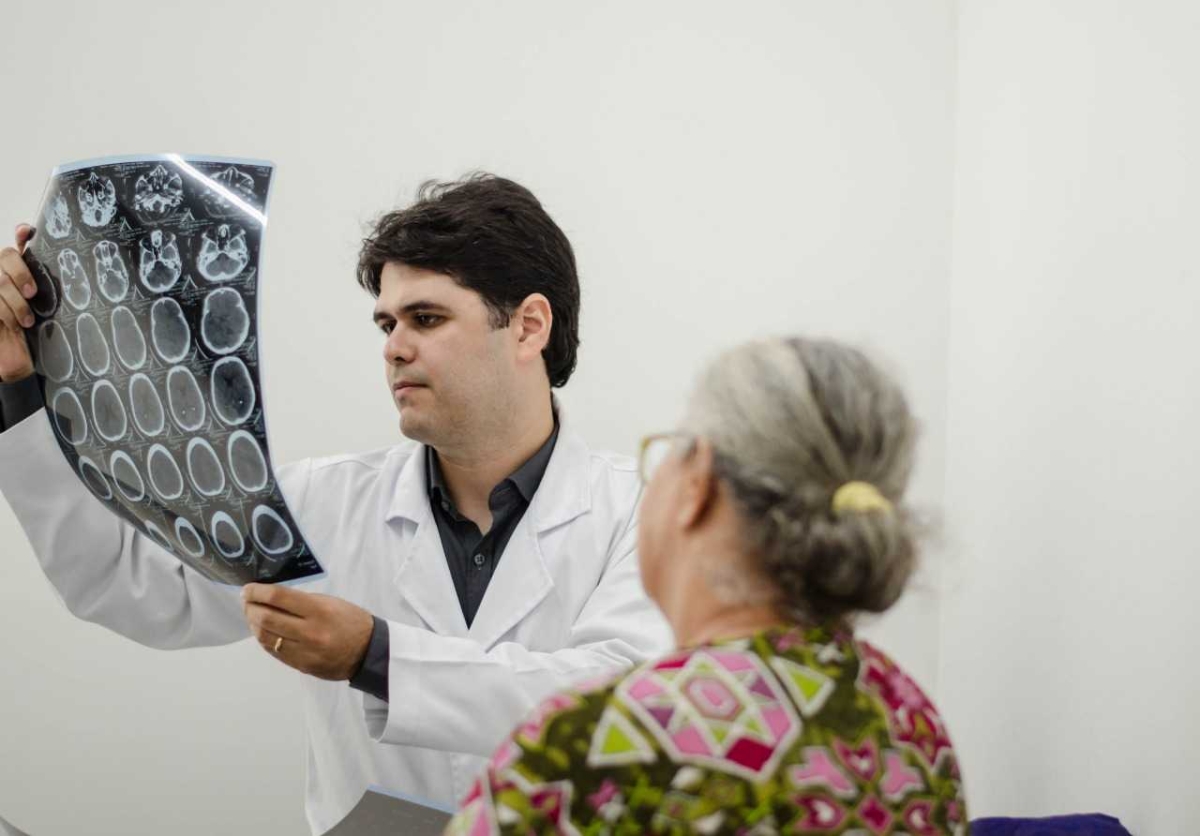 Huse disponibiliza ambulatório para acompanhamento de pacientes que sofreram AVC (Foto: Flávia Pacheco/ SES/SE)
