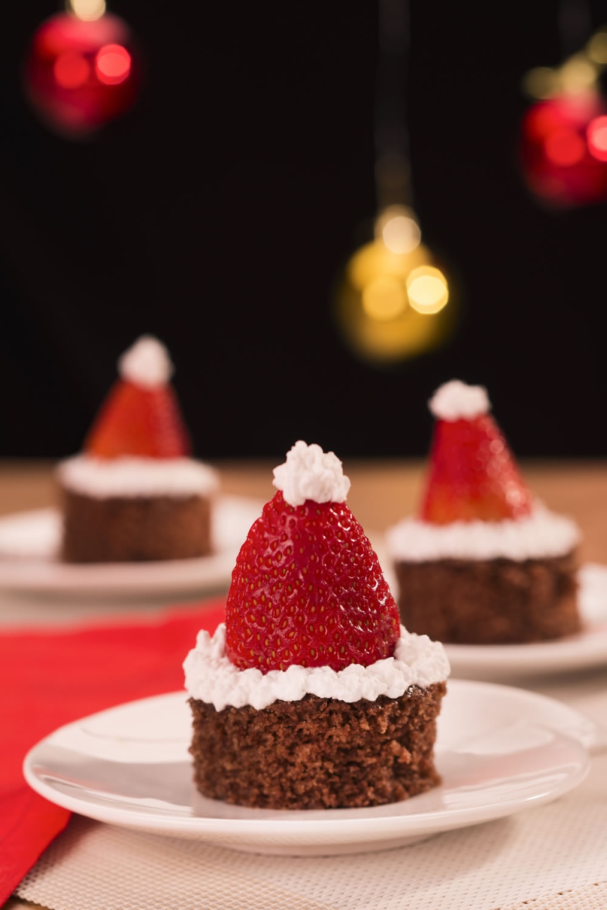 Bolinho de Papai Noel com biscoito Recheado Treloso (Imagem: Divulgação)