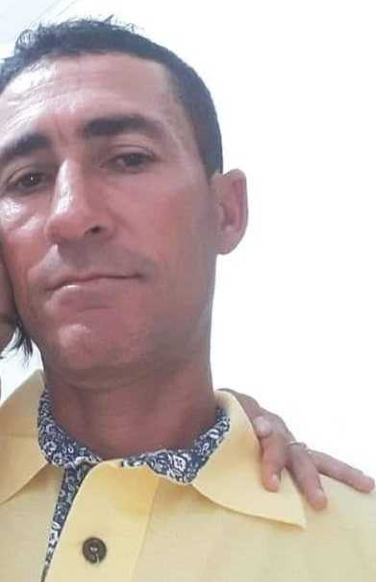 Eletricista é morto a tiros em casa (Foto: Via Xodó News)