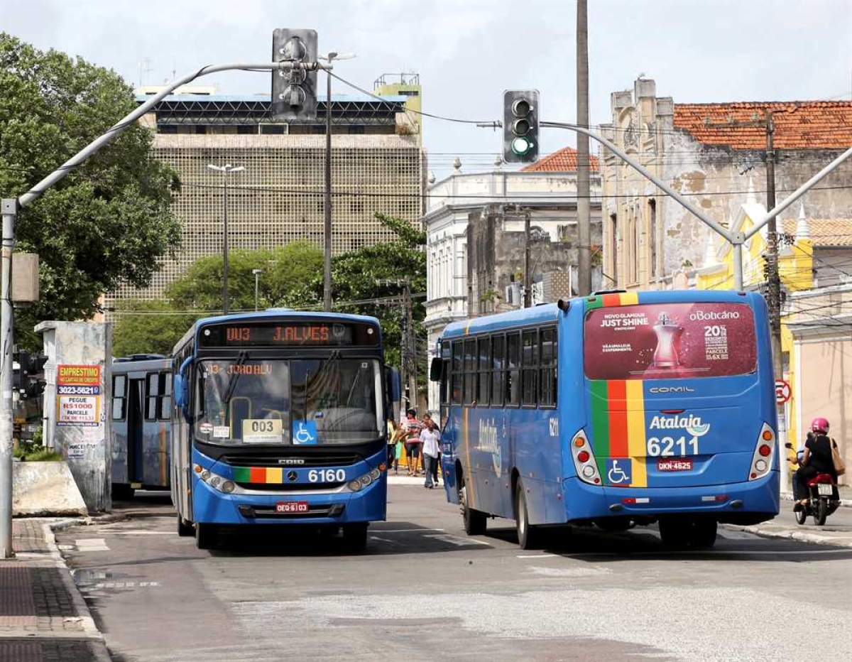 SMTT Aracaju ampliará itinerários de ônibus no 17 de Março a partir do dia 4/2 (Foto: Ana Licia Menezes/ PMA)