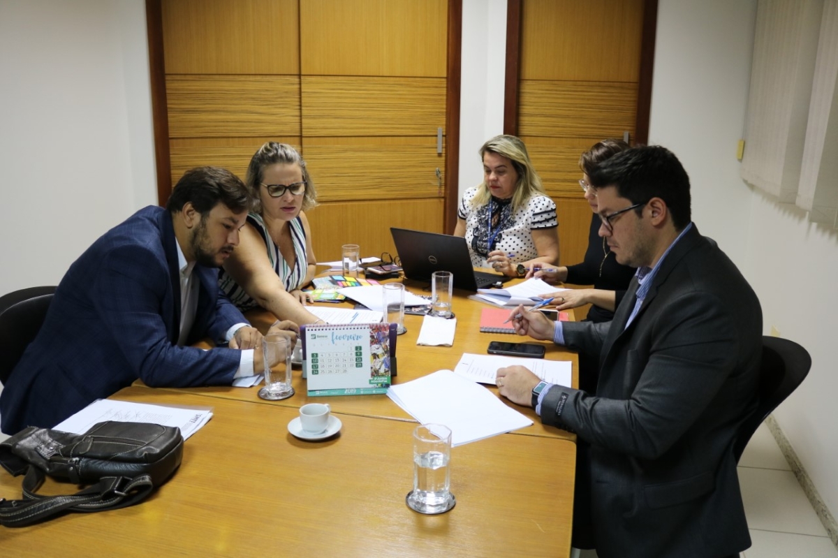 Procuradores se reúnem na SMTT Aracaju para mais uma reunião sobre o consórcio do transporte público (Foto: SMTT/Aracaju)