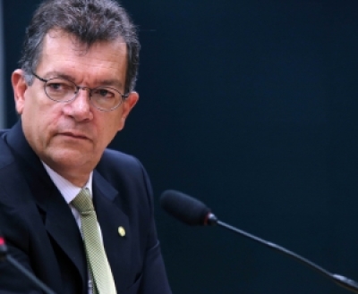Laércio Oliveira é vice-líder do blocão composto por 301 deputados (Foto: Site Laércio Oliveira)