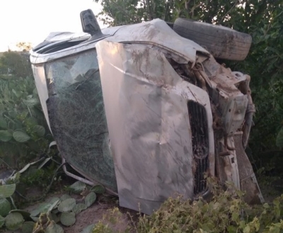 Uma pessoa morre e outras duas ficam feridas em acidente (Foto: WhatsApp/ Via Pingou Notícias)