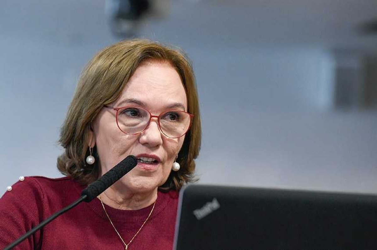 Para a relatora, senadora Zenaide Maia, a sub-representação feminina, inclusive em áreas em que elas são maioria, como medicina, é alimentada por preconceitos que precisam ser superados com urgência (Foto: Edilson Rodrigues/ Agência Senado)