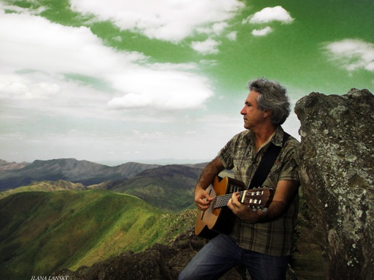 O cantor sergipano inicia a temporada 2019 do seu projeto em Aracaju (Foto: Ilana Lansky)
