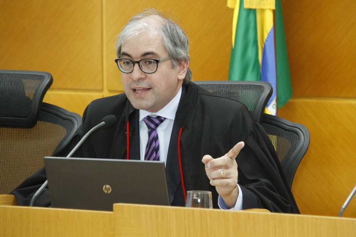 Procurador geral destaca normas do TCE Sergipe que coíbem fraudes nos gastos com shows (Foto: TCE/SE)
