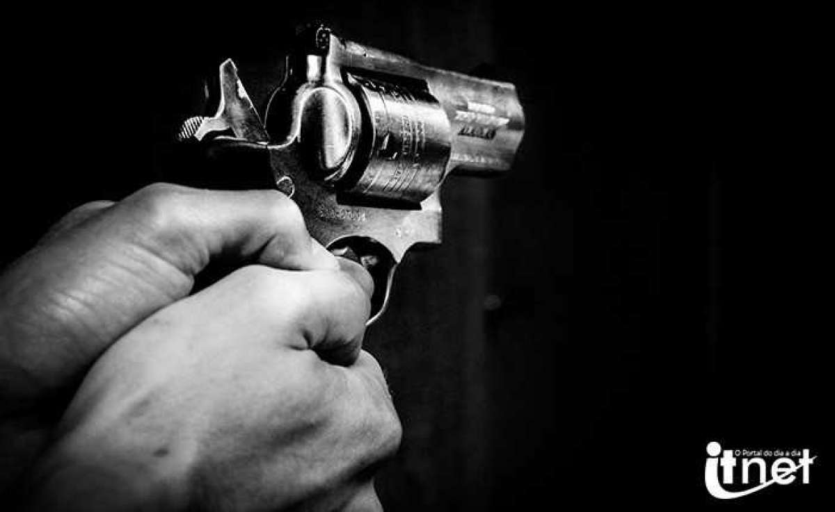 Homem é assassinado a tiros dentro de chácara de um vereador, onde acontecia um encontro de vaqueiros (Imagem: Portal Itnet)