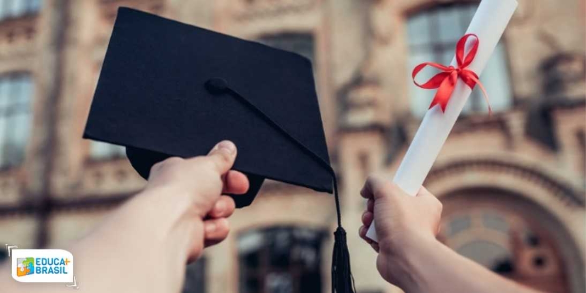 Seu diploma superior é reconhecido pelo MEC? Saiba como verificar (Imagem: Educa Mais Brasil)