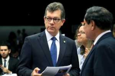 Laércio Oliveira defendeu a reforma da Previdência e renunciou à aposentadoria especial (Foto: Site Laércio Oliveira)