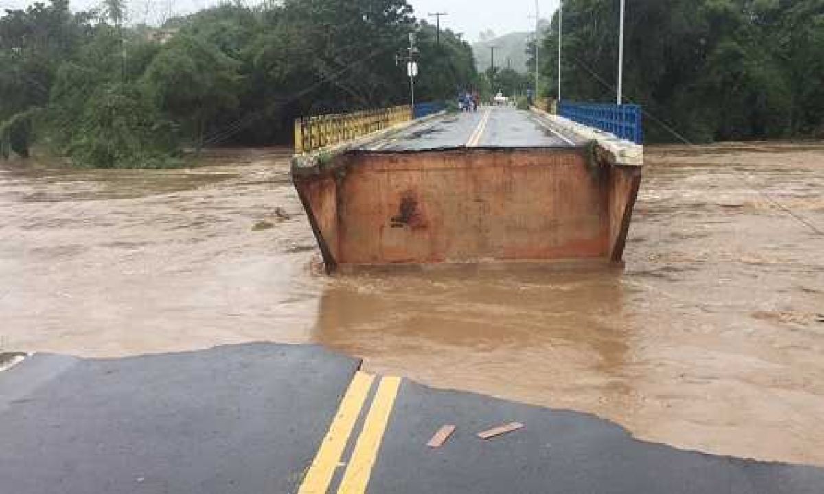 Rodovia que liga Divina Pastora a Santa Rosa de Lima está interditada (Foto: Grupo Café com Política)