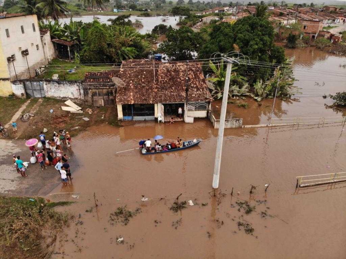 Prefeitura de Riachuelo dá continuidade às ações da força-tarefa neste domingo, 14/7 (Foto: Via TDantas Comunicação/ Assessoria Prefeitura de Riachuelo)