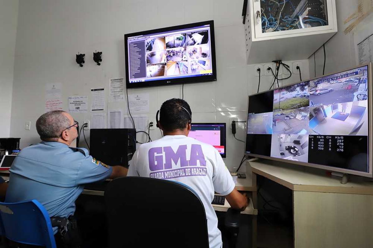 Sistema de videomonitoramento impede furto de equipamentos da Educação municipal (Foto: André Moreira/ Prefeitura de Aracaju)