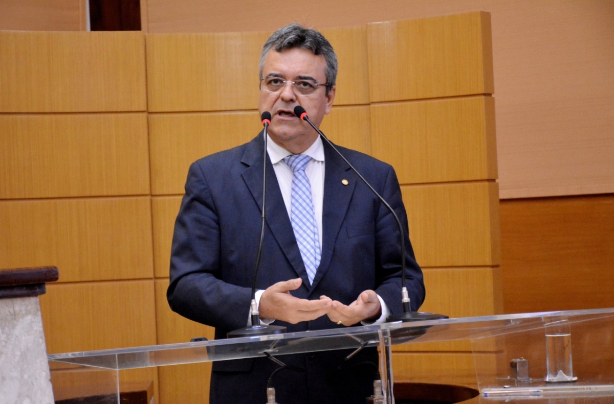 Combate à violência contra mulher é foco de PL apresentado por Luciano Pimentel (Foto: Assessoria Luciano Pimentel)
