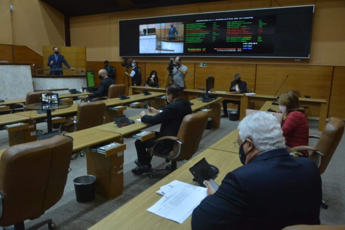 O projeto do governo foi aprovado na sessão da Assembleia desta quarta-feira (Foto: Destaque Notícias)
