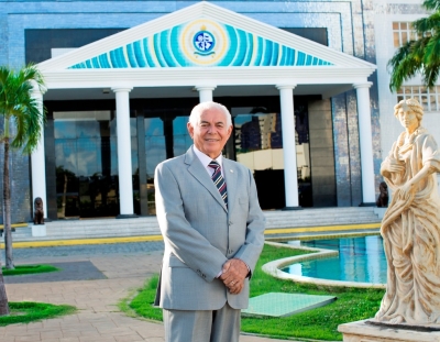 Reitor Jouberto Uchôa (Foto: Assessoria de Imprensa Unit)