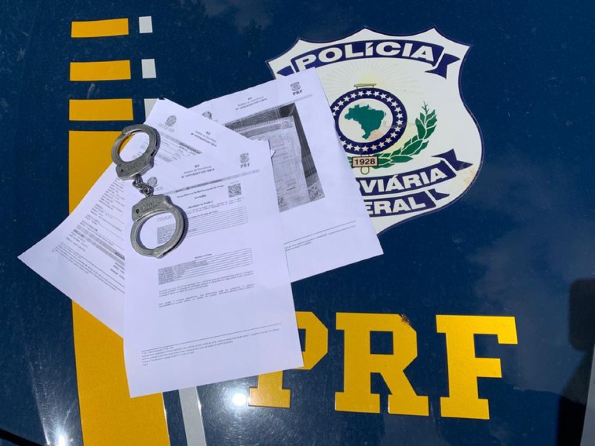 Areia Branca: PRF detém na BR-235 motociclista com mandado de prisão em aberto (Foto: PRF)