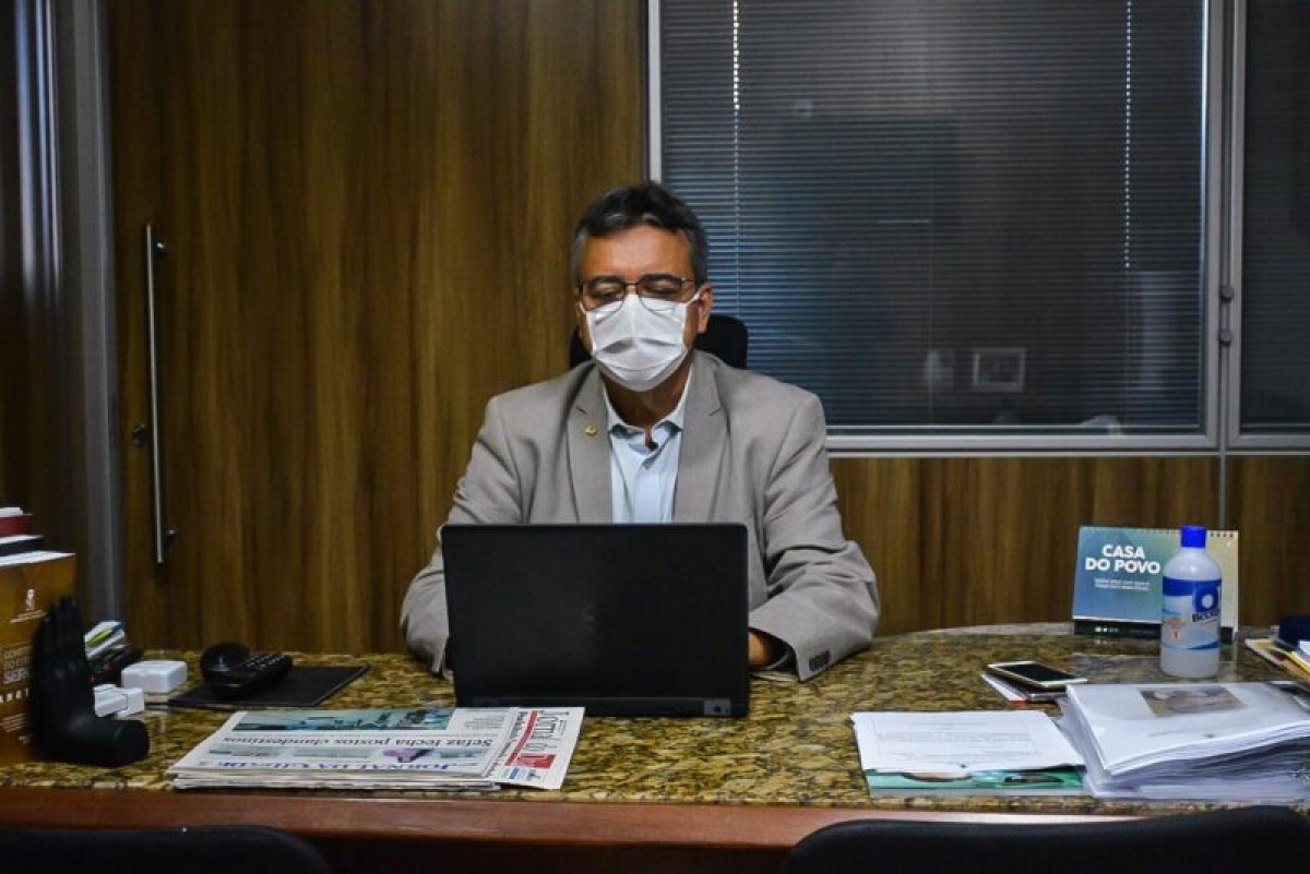 Luciano Pimentel solicita fiscalização de extração de areia nas margens do Rio Sergipe (Foto: Assessoria Luciano Pimentel)