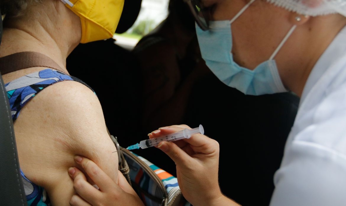 Covid-19: doenças neurológicas crônicas são incluídas na vacinação (Foto: Tânia Rêgo/ Agência Brasil)