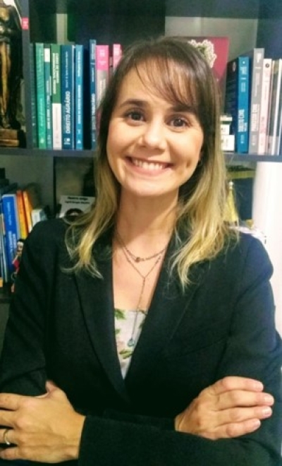 Ingrid Borges, professora do curso de Farmácia de Unit (Foto: Assessoria de Imprensa Unit)