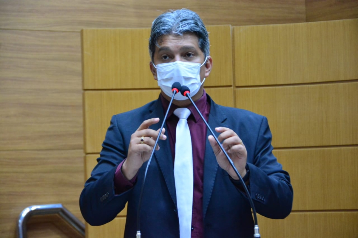 Dr. Samuel Carvalho quer regulamentação da inviolabilidade de prerrogativas do advogado em Sergipe (Foto: Assessoria Dr. Samuel Carvalho)