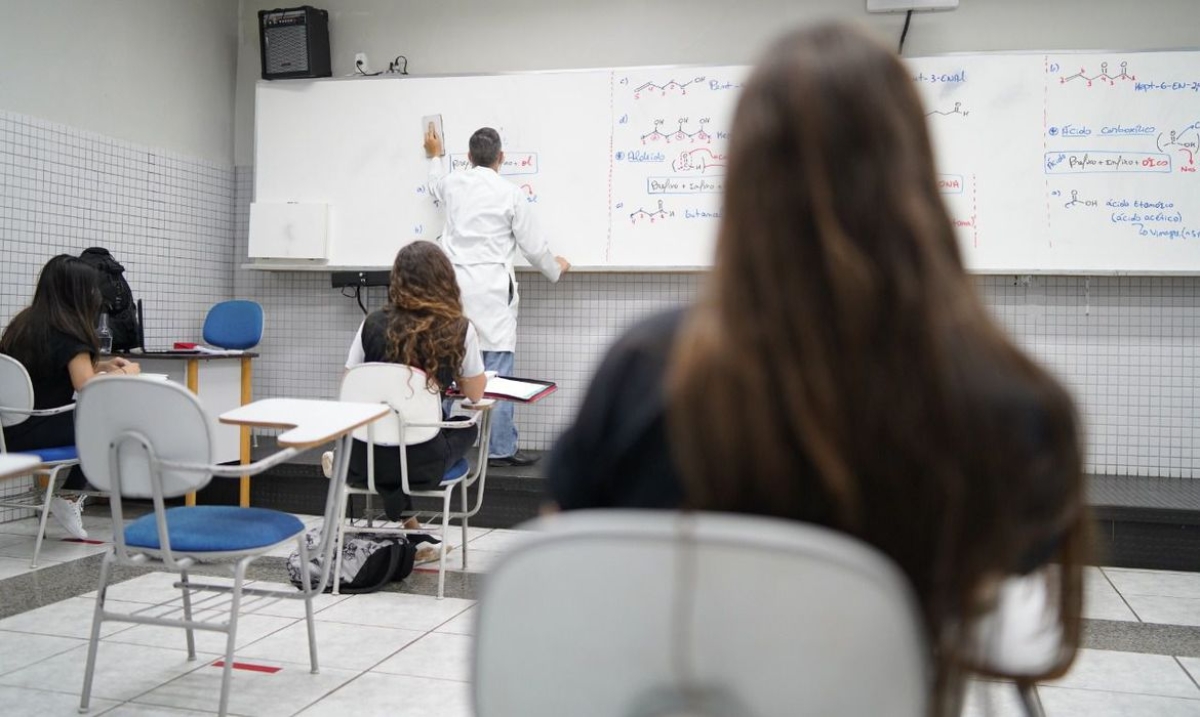 Câmara aprova oferta gratuita de absorventes para estudantes (Foto: Studio Formatura/ Galois)