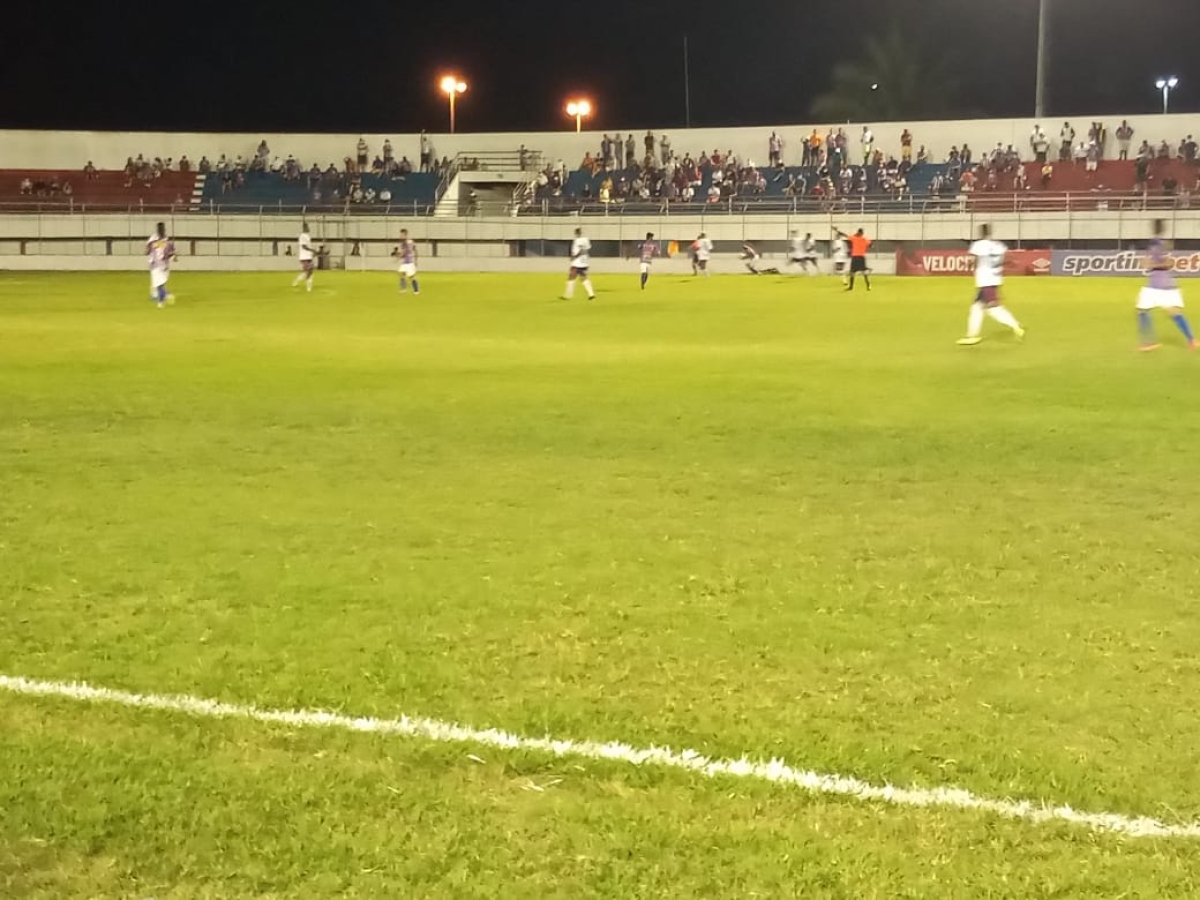 Times ficaram empatados em 1 a 1 no tempo regulamentar (Foto: Junior Modesto/ FSF)