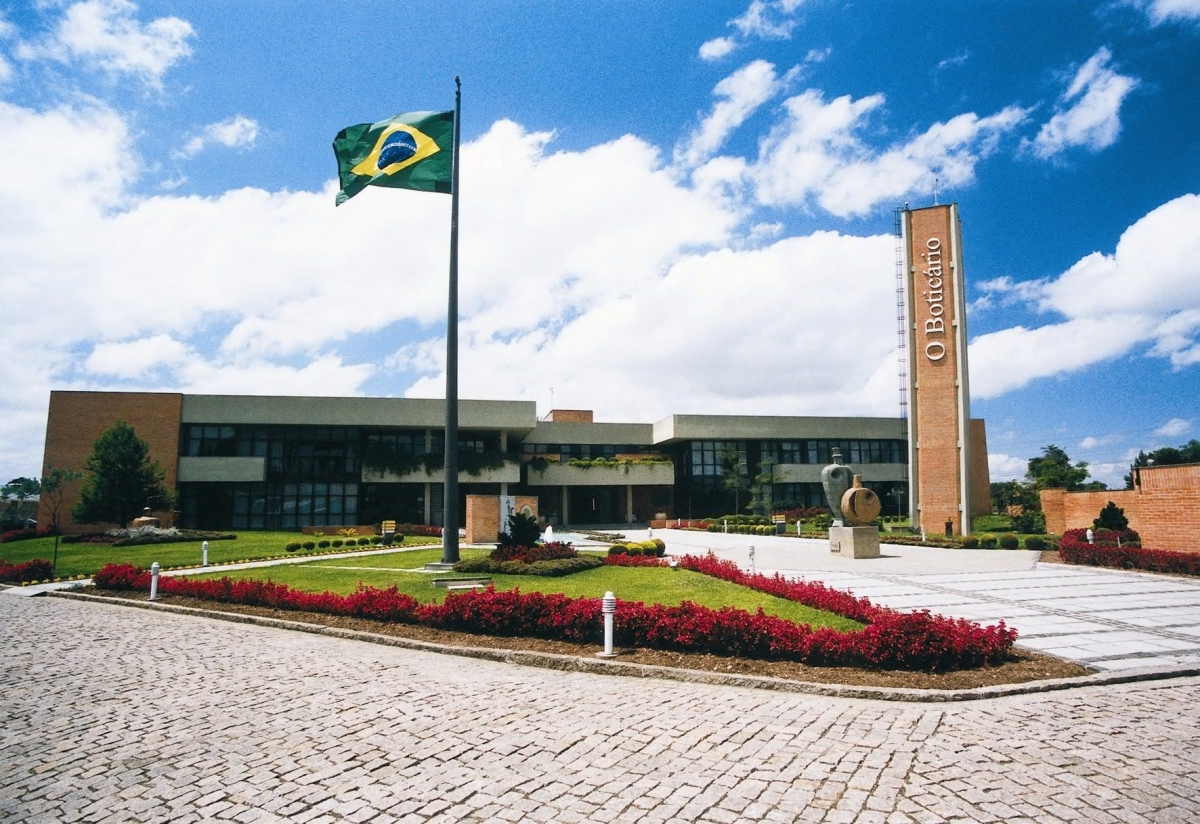 O Boticário lança concurso #PrimoEmbaixador junto à Maisa em redes sociais com o propósito de engajar o maior número de pessoas para o descarte de embalagens no Boti Recicla (Foto: Assessoria O Boticário)