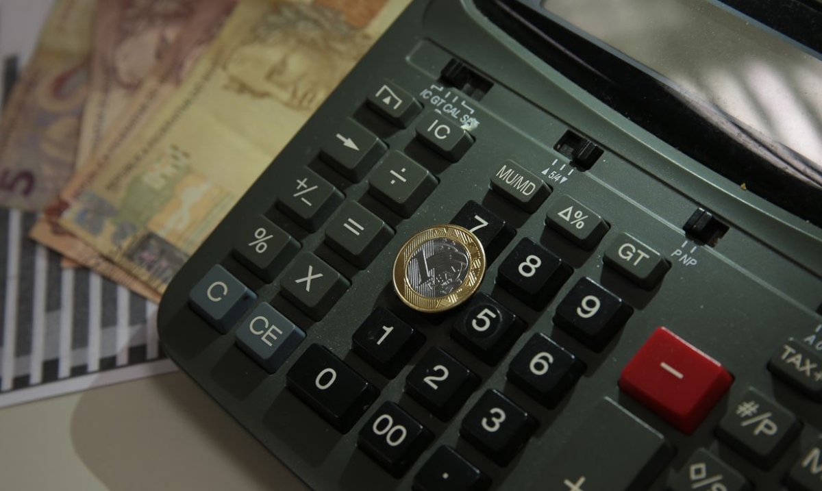Inadimplentes podem negociar dívidas no Feirão Serasa Limpa Nome (Foto: Marcello Casal Jr/ Agência Brasil)