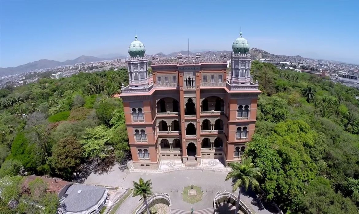 Fiocruz aponta piora na ocupação de leitos de UTI por covid-19 no SUS (Foto: Eric Gusmão/ Filipe Ronqui/ TV Brasil)