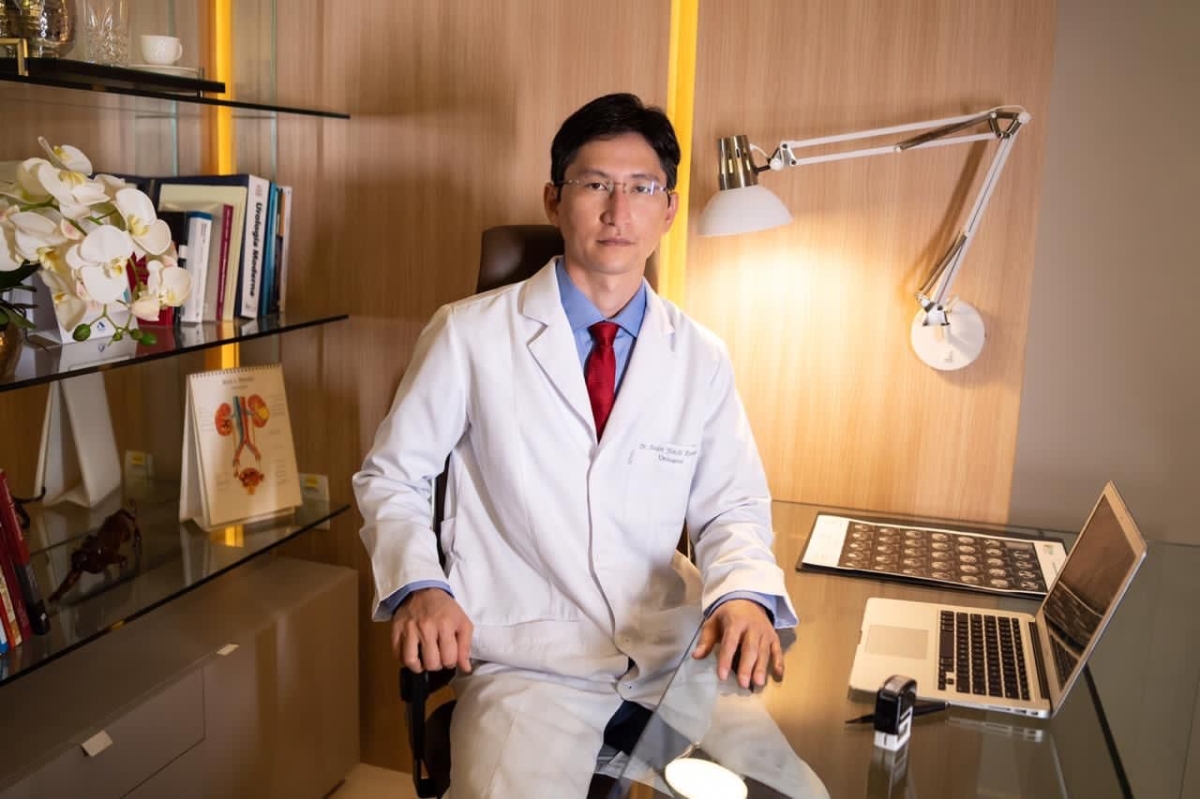 Dr. André Yoichi, urologista e cirurgião robótico (Foto: Rodrigo Alves)