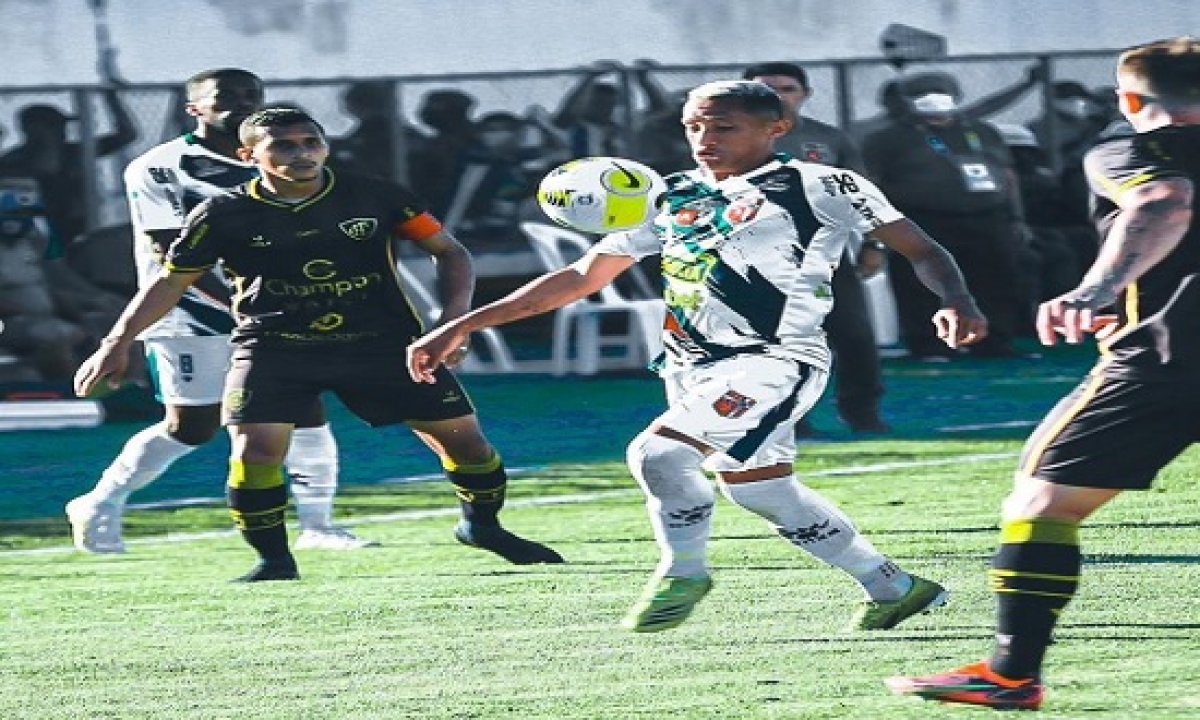 Time esmeraldino ficou no 0 a 0 com a equipe catarinense (Foto: Ricardo Rocha/ Lagarto F.C.)