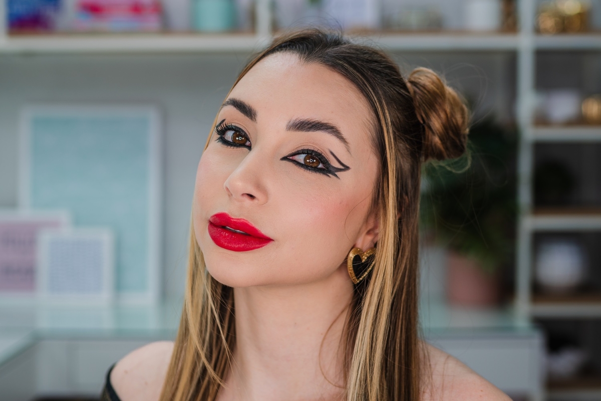 Diferentona, futurística e com referência do metaverso (Imagem: O Boticário)