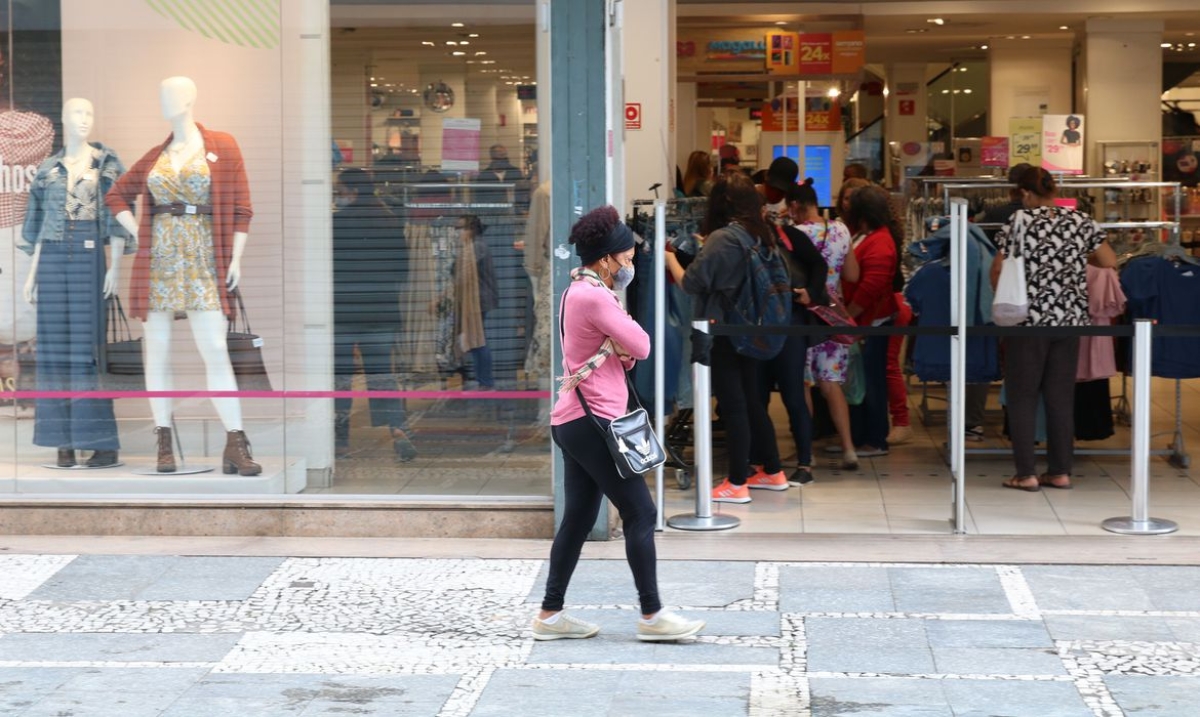 Planos de saúde e financeiras lideram ranking de queixas do consumidor (Foto: Rovena Rosa/ Agência Brasil)