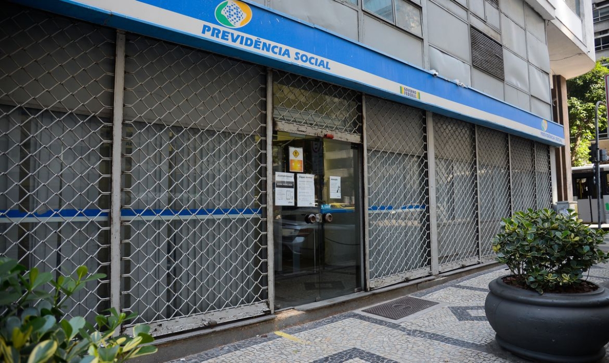 Servidores do INSS entram em greve e paralisam atendimento presencial (Foto: Tomaz Silva/ Agência Brasil)