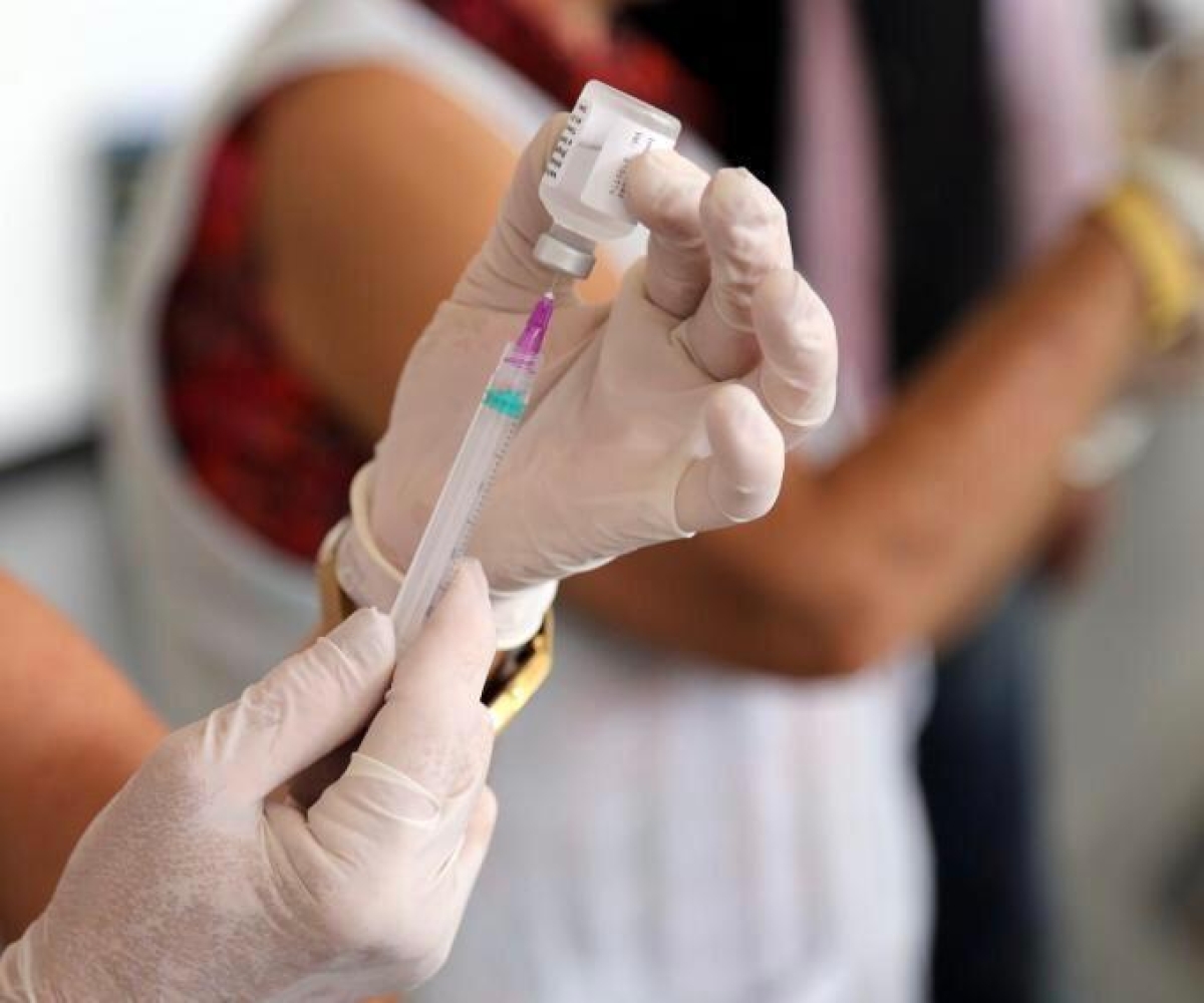 Vacina contra sarampo está disponível em UBSs, shoppings e drive da Sementeira (Foto: Ascom/ SMS Aracaju)