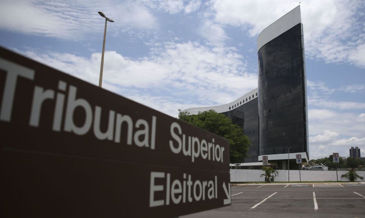 Os convidados poderão acompanhar o evento no plenário e em dois auditórios do TSE. Fachada do TSE (Foto de arquivo: José Cruz/ Agência Brasil)