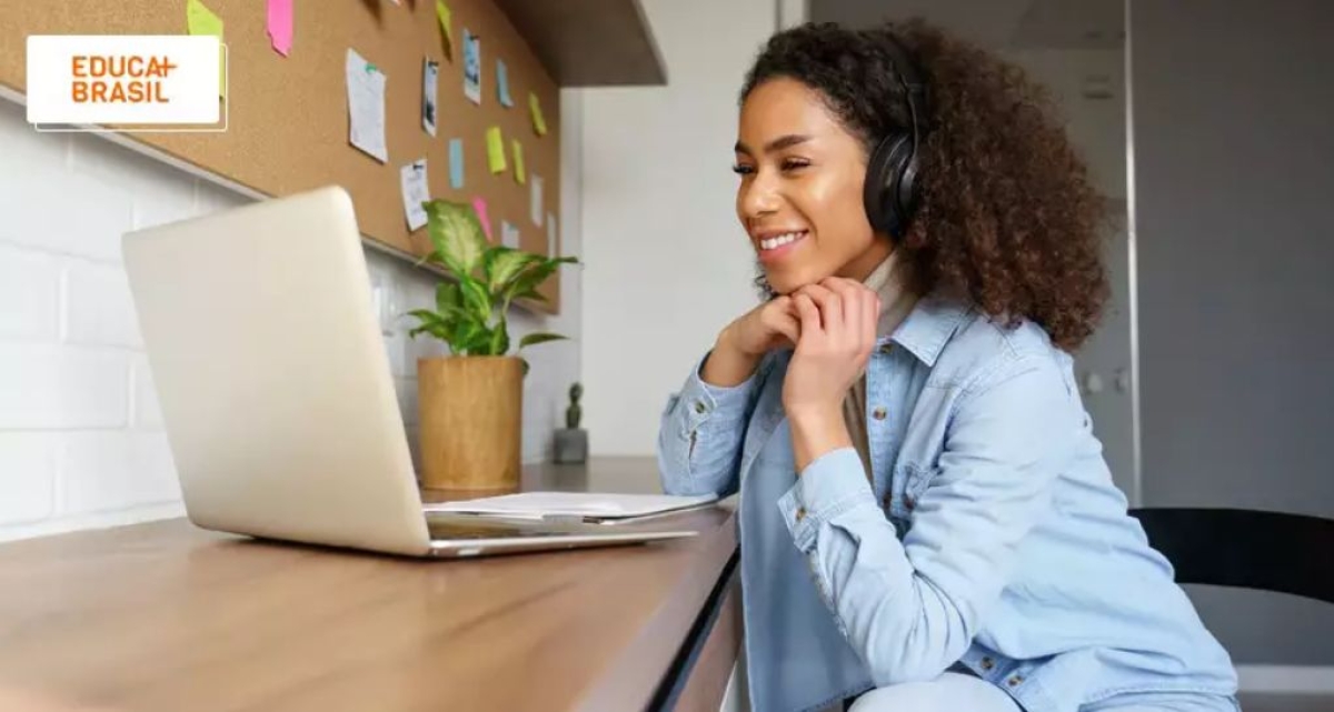 Projeto oferece mentoria gratuita em diversas áreas para o público feminino (Imagem: Educa Mais Brasil)