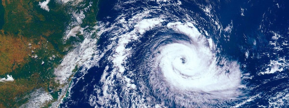 Mudanças climáticas vão mais que dobrar o risco de ciclones tropicais intensos até 2050 - Imagem: Olhar Digital