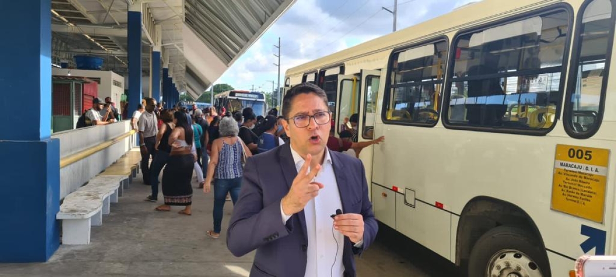 Ricardo Marques apresenta ideias para o sistema de transporte público de Aracaju até se fazer a licitação - Foto: Assessoria Ricardo Marques