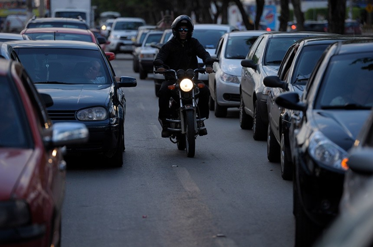 Projeto busca reduzir acidentes provocados por pontos cegos do retrovisor - Foto: Pedro França | Agência Senado