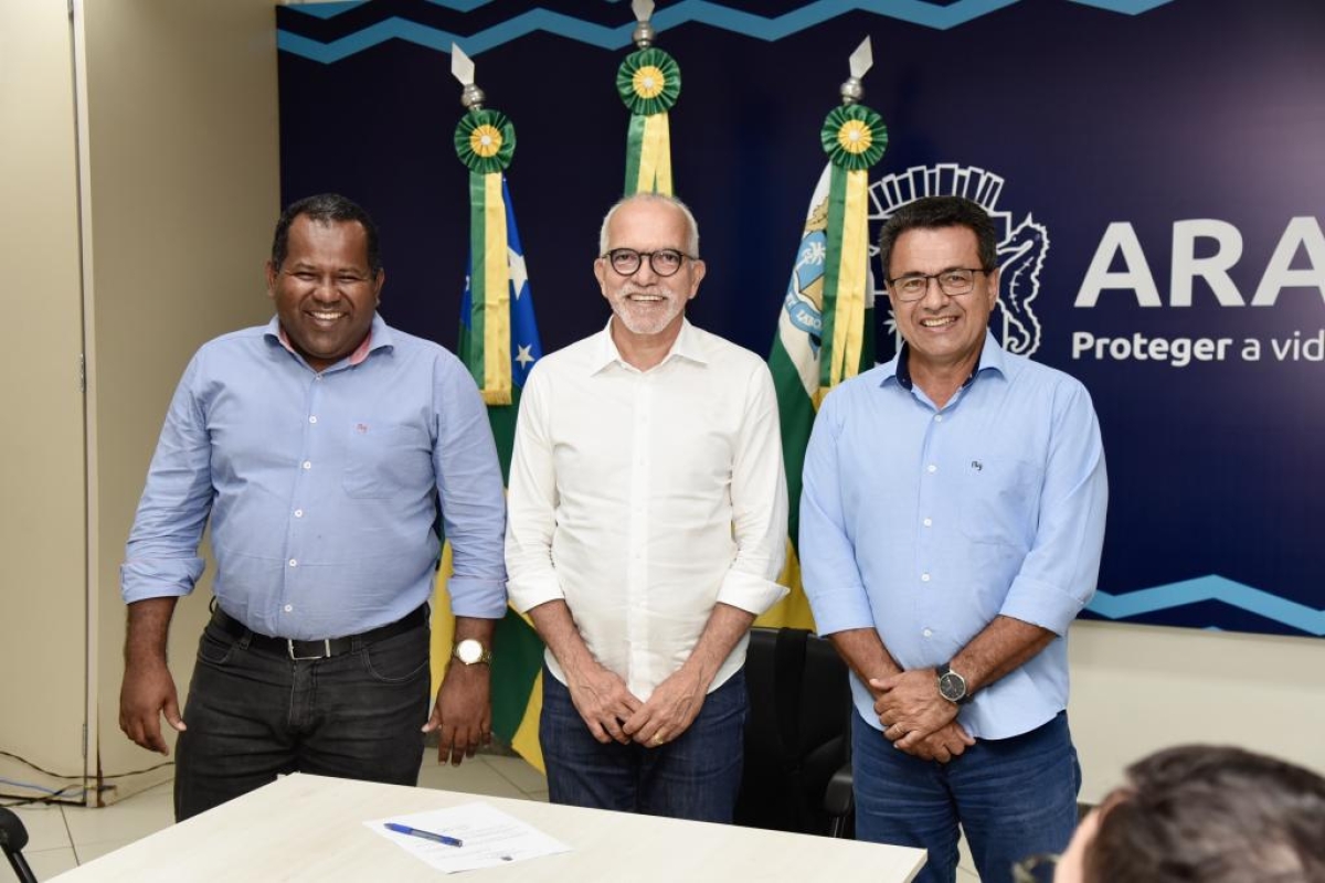 Prefeito de Aracaju empossa Luiz Roberto como presidente da Emsurb e Evandro Galdino como secretário de Governo - Foto: Arthur Soares | Prefeito de Aracaju